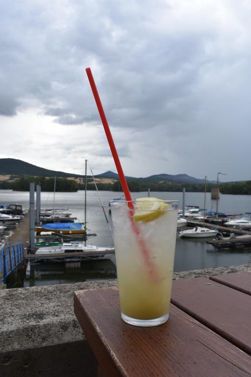 Resort Marina Labe Lovosice Kültér fotó
